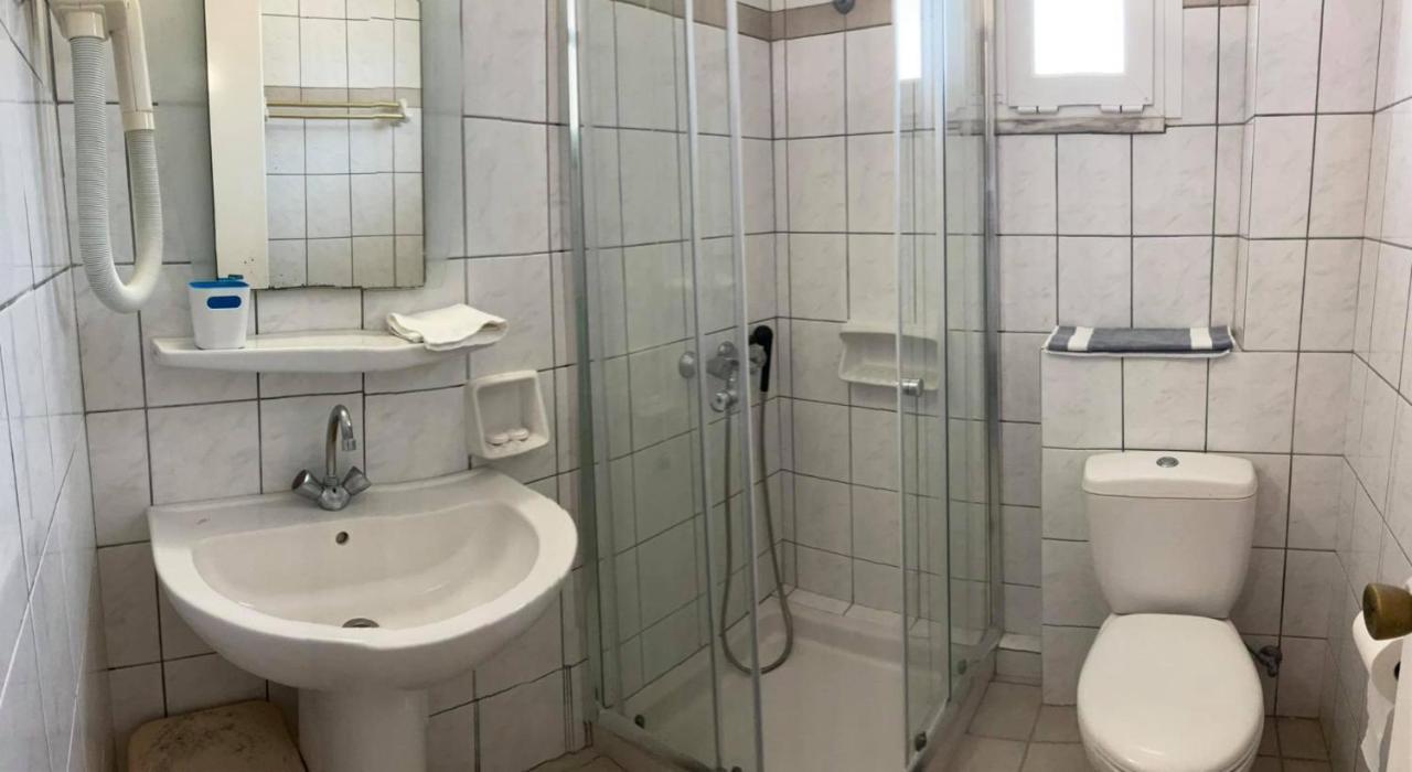 Nafsika Hotel アギオス・ステファノス エクステリア 写真